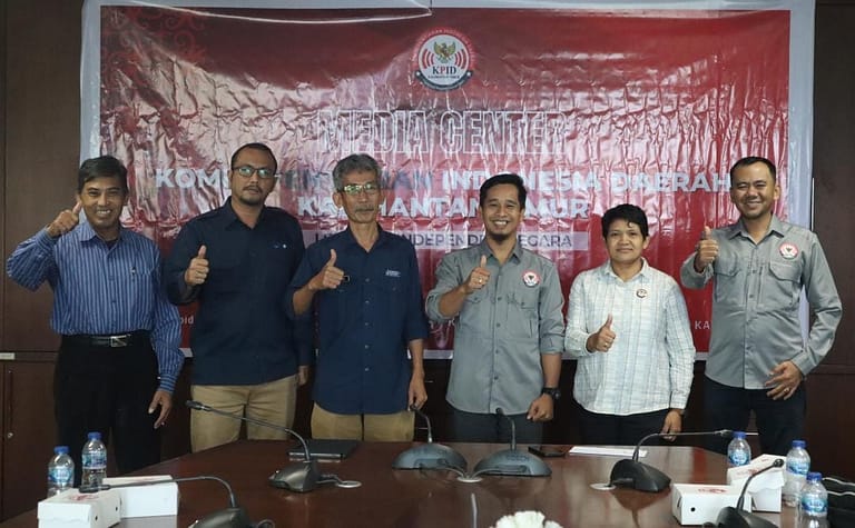 Rapat Koordinasi Dengan Balmon Kelas I Samarinda, Bahas Penertiban Penggunaan Spektrum Frekuensi